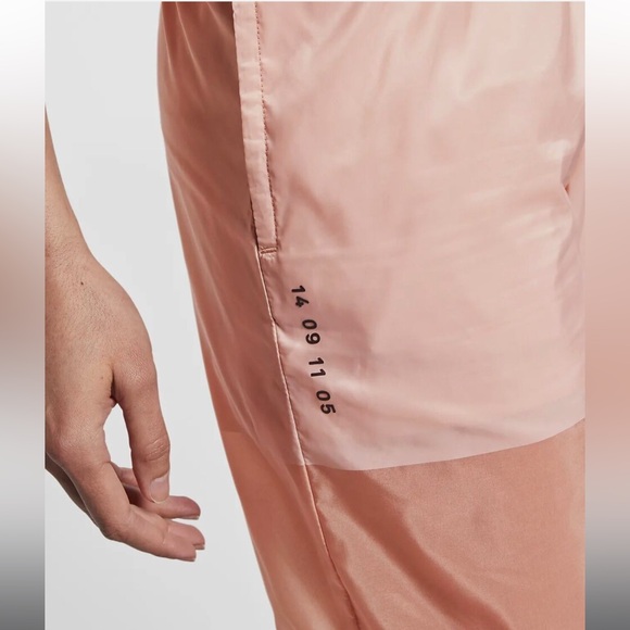 Nike Sportswear Tech Pack Pants - Picture 4 of 9